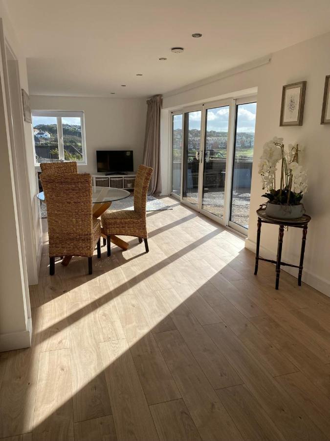 Spacious Studio Cabin With Sea/ Downs Views Sole Use Of Hottub In 锡福德 外观 照片